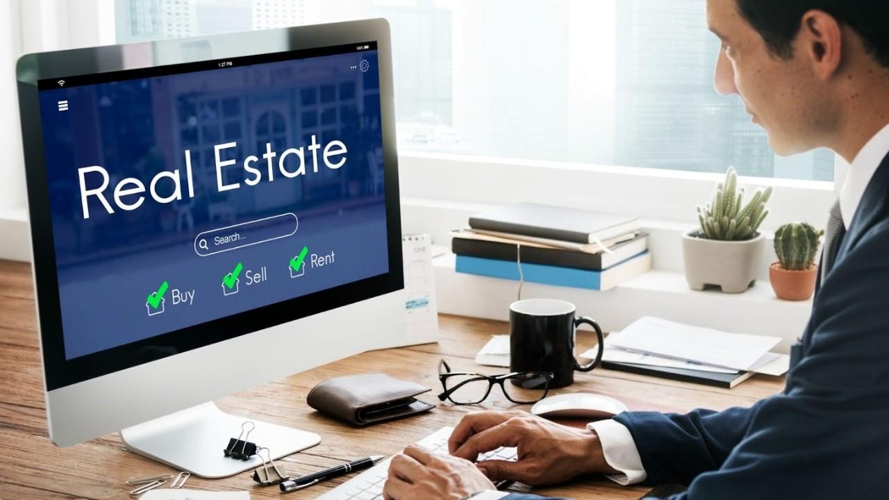 Real estate professional using transaction coordinator software to simplify transaction management and close deals faster
